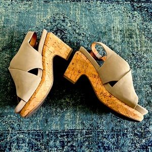 These 4 1/2”wedge Kenneth Cole gentle soul brand w light weight Cork beige suede